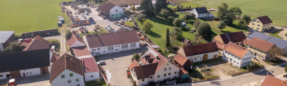 Luftaufnahme vom Firmensitz der Bauunternehmung Ottillinger in Bergendorf