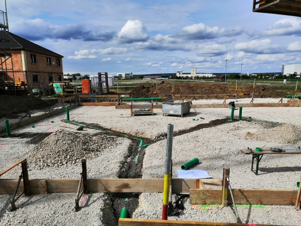 Bauen mit Ottillinger - Baustelle - Neuburg a.D. - Erschließung, Erdarbeiten, Errichtung Rohbau